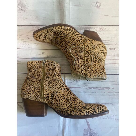 Dolce Vita faux fur booties woman’s size 9.5 - Picture 1 of 11